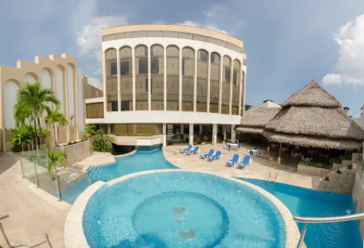 Double Tree by Hilton Iquitos