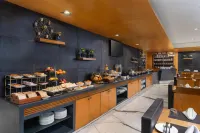 Park Inn by Radisson Navi Mumbai - Frühstück