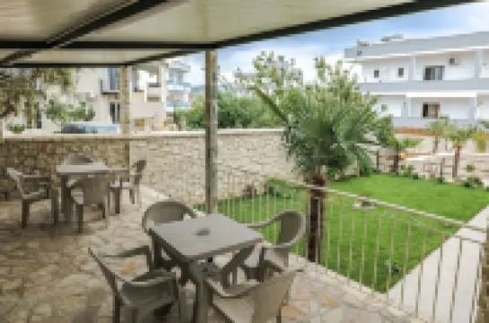 A comfortable home-away-from-home experience, close to everything.