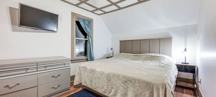 Clear Lake Vacation Rental: Walk to Town / Beach! Hotels in Clear Lake