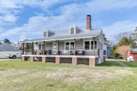 Virginia Retreat w/ Porch & Grill, Near Beaches! - Country Houses