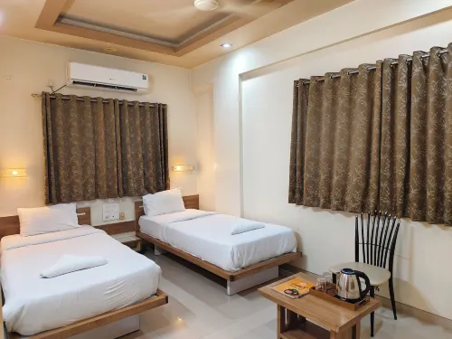 Gandharva Inn Hotels in Chakan