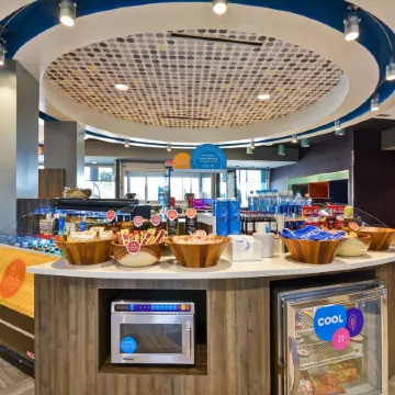 Tru by Hilton Sumter