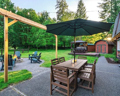 Cozy River Cabin - Sleeps 12 - Hot Tub - EV - Trails & Stevens Pass Nearby Hotels in Baring