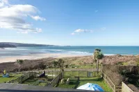 Beach View House - Self Catering Holiday Home - 50 yards from the beach