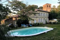 Près ST EMILION Gîte 4 à 7 personnes 2 à 4 ch CLIM WIFI PISCINE JARDIN TERRASSE Hotel a Lagorce