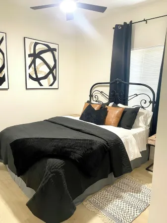 Serenity Casita perfectly equipped for traveling professionals in Bakersfield!