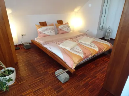 Our Atelier Seventeen - a cozy retreat for two plus fur nose