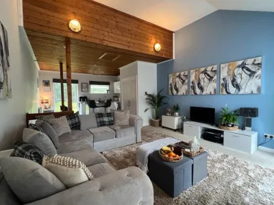 Cute marina residence just off the banks of the Menai straits. Hotels in 