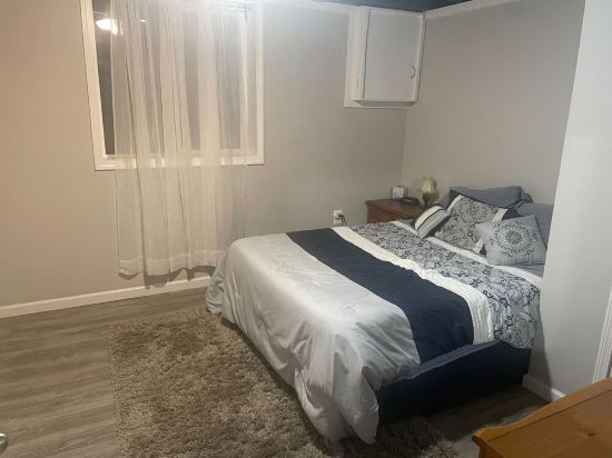 Charming 3-bedroom house with WiFi and AC in Grand Rapids