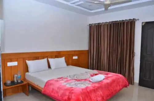 Unique Inn Villa Strawberry Farm Fragrance unit Hotels in Bhilar