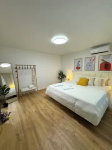 FILIN HOME with KING SIZE BED in the center of Chisinau