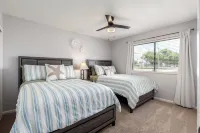 3-bedroom house in lovely Litchfield Park with WiFi, AC close to Golf & Shopping