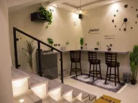 Tayba Alkubra Hostel Hotels near Al Malaz