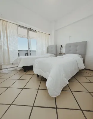 Apartment with sea view and solarium