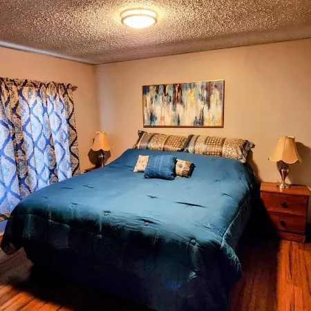 VALLEY VISTA 3-bedroom 2-bath house in Lucasville
