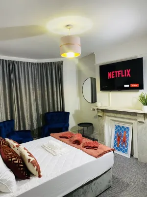 Medway studio opposite Chatham station Hotels in der Nähe von The Historic Dockyard Chatham