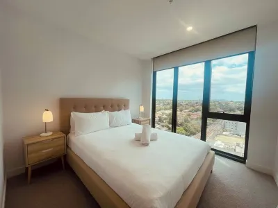 The Retreat Hotels near Brougham Street Playground