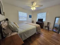 Charming Mountain Retreat with Fire Pit, Fenced Yard, Scenic Views, and Privacy. - 3성급