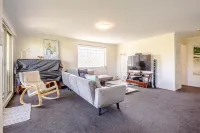 Duplex 3B2B apt in Braddon close to CITY Free WIFI two Parking spots Hotels in Braddon