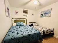 Dockside Dreamz #1 w/beach and dock - Close to Clarksville and Bluestone launch