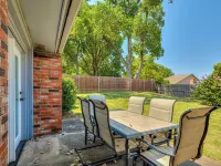 Chic 4BR Retreat with Big Backyard and Outdoor Dining Spaces