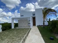 Cozy Golf course villa Отели в г. 