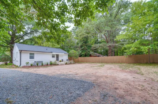 Charming Downtown Cary Retreat