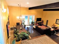 Large 3/4 bedroom Valley View House with Outdoor Space, Pool and Storm Shelter