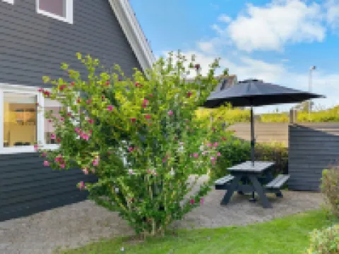 "Begitte" - 200m from the sea Hotels in Hesselager