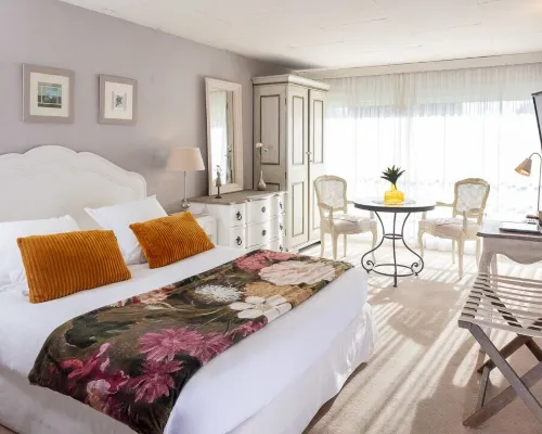 HÖTEL le Castellan Hotels in Istres