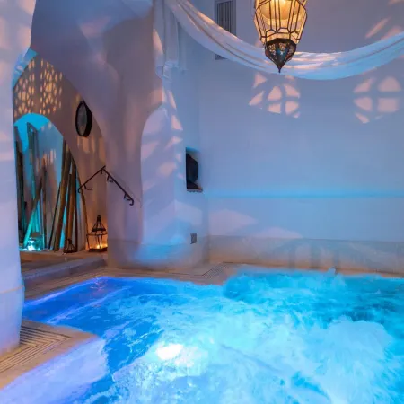 Hotiday Vezzano Ligure Отели в г. Поденцана