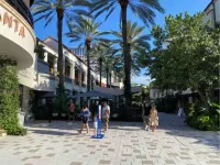 Beautiful Home in Sunny & Safe North Palm Beach