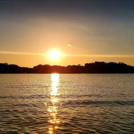 Waterfront Mobile Home w Private Dock on Lake Tawakoni