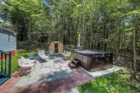 The River House - Sauna & Hot Tub