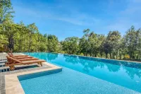 Heavenly 3 bedrooms Faqra - U owe urself a  vacation in superb nature and luxury Hotels in Bqaatouta