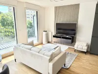 Marvelous 2-bedroom apartment at the gates of Paris close to Porte de Versailles Hotels in Malakoff