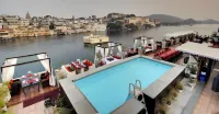 Lake Pichola Hotel
