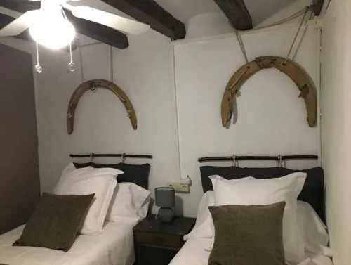 Tato House -Figuerola d'Orcau-