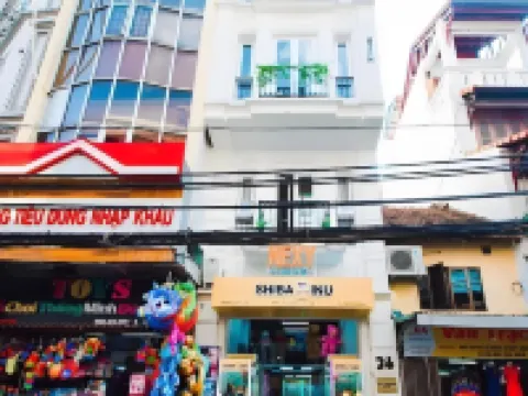Nexy Hostel Hotels near Long Bien Railway Station
