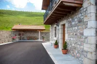 Rural house (full rental) La Cabaña de Manuela for 8 people Hotels in Pas - Miera