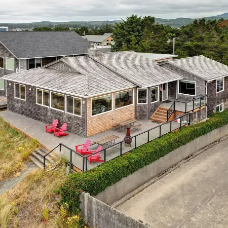 Oceanfront-Nicest on the Beach! Full Late 2025 Renovation!!