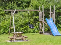 "Svenn" - 300m from the sea
