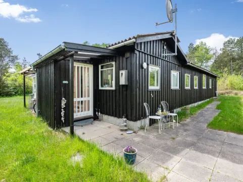 "Hælf" - 600m from the sea