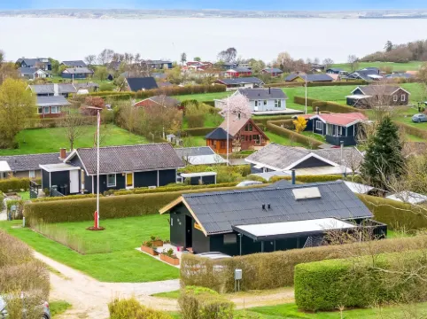 "Ofrath" - 350m to the Fjord