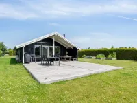 "Guthmund" - 400m from the Sea