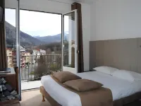 Adonis Lourdes - Notre Dame de la Sarte Hotels in Lourdes