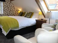 Kings Head Hotel Hotels in Newton By Castle Acre