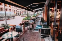 Golden Palace Hotel Yerevan - parking