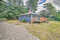 Mtn-View Deck and Fire Pit Modern Gold Bar Escape - Homestays